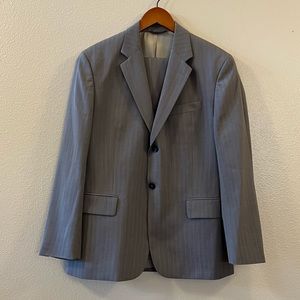 Banana Republic Brown pinstriped 2-Button Suit